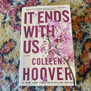 “It Ends With Us” by Colleen Hoover book